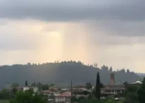 Pancadas leves em Assis